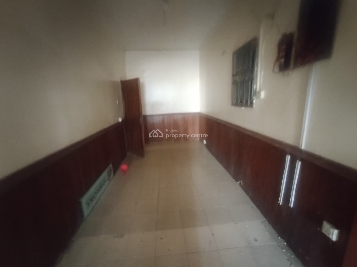 Spacious 3 Bedroom Apartment, Off Durosimi Etti Road, Lekki Phase 1, Lekki, Lagos, Office Space for Rent