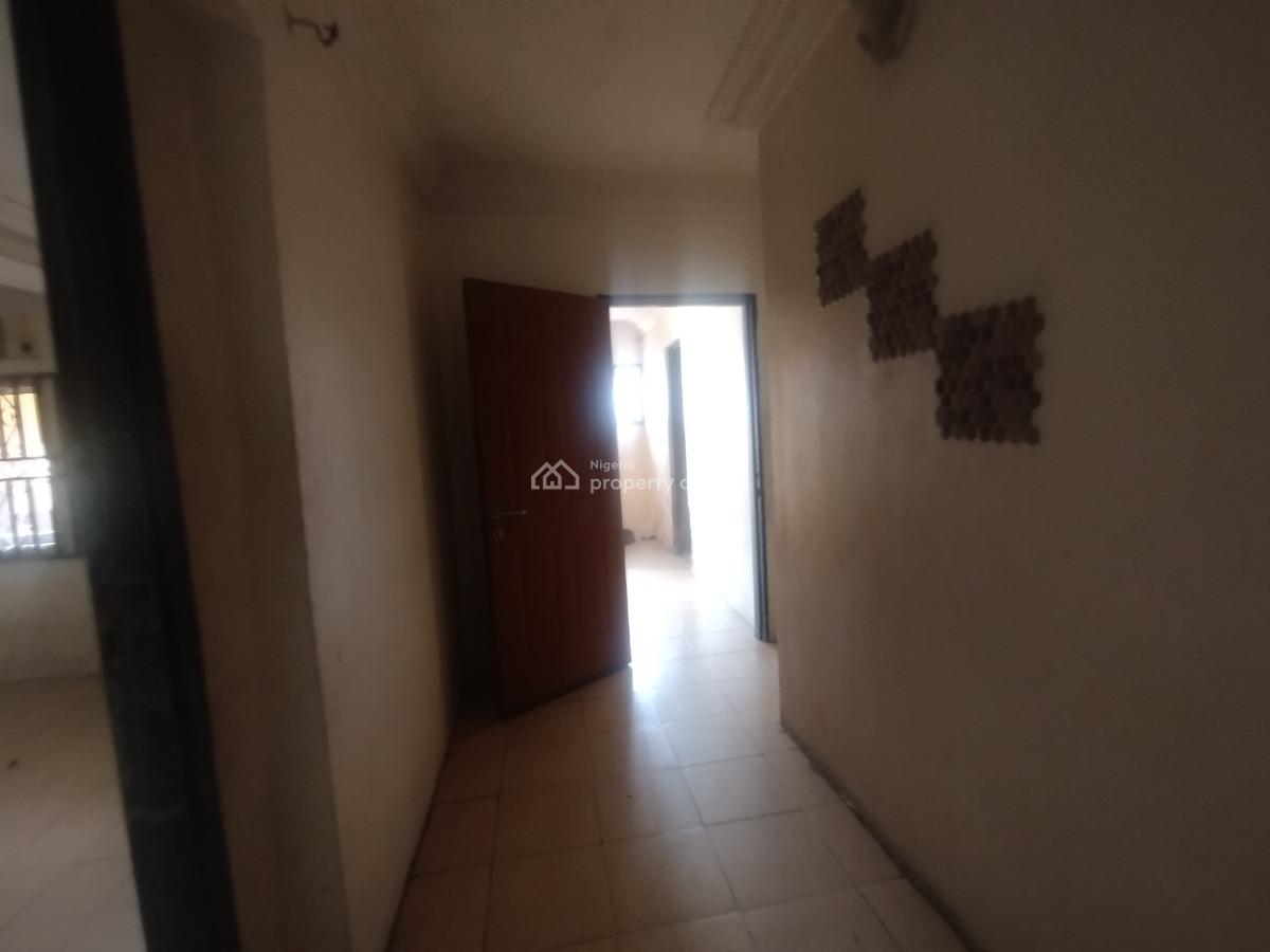 Spacious 3 Bedroom Apartment, Off Durosimi Etti Road, Lekki Phase 1, Lekki, Lagos, Office Space for Rent
