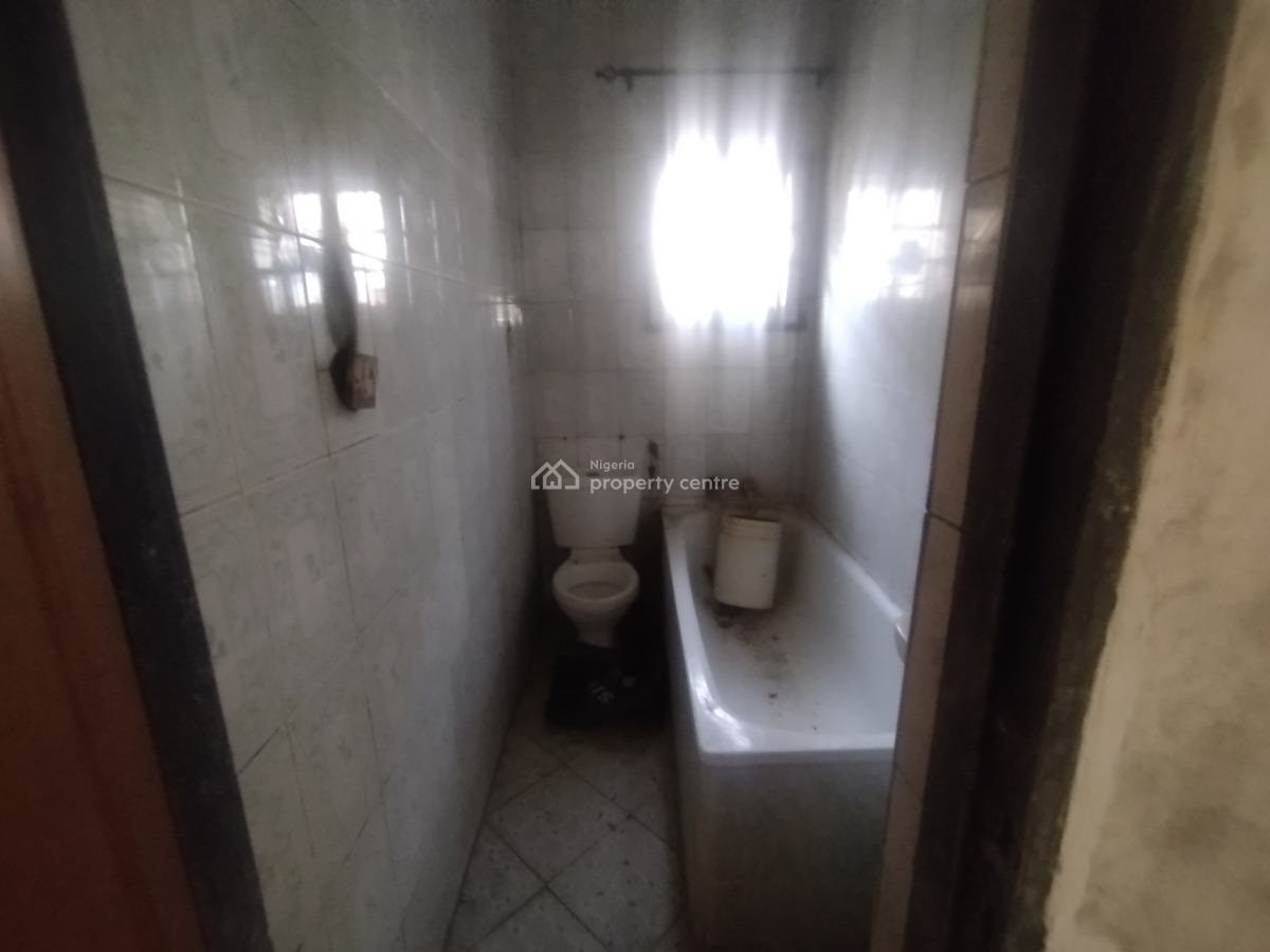 Spacious 3 Bedroom Apartment, Off Durosimi Etti Road, Lekki Phase 1, Lekki, Lagos, Office Space for Rent