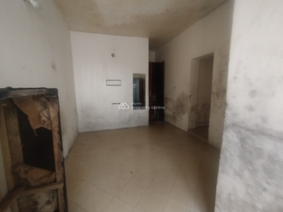 Spacious 3 Bedroom Apartment, Off Durosimi Etti Road, Lekki Phase 1, Lekki, Lagos, Office Space for Rent