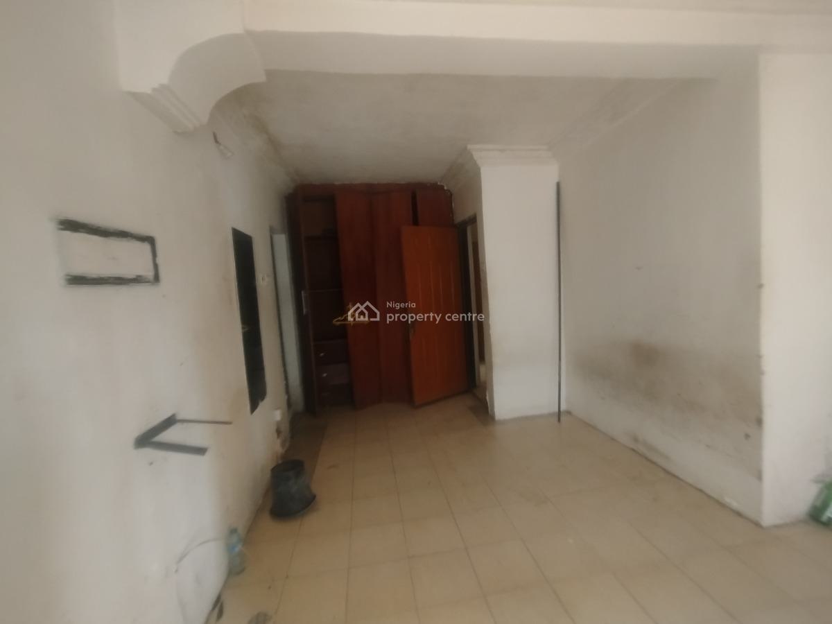 Spacious 3 Bedroom Apartment, Off Durosimi Etti Road, Lekki Phase 1, Lekki, Lagos, Office Space for Rent