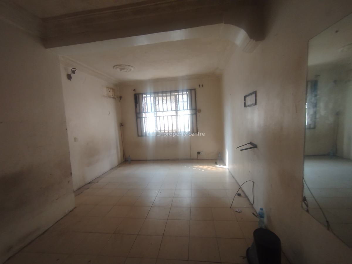 Spacious 3 Bedroom Apartment, Off Durosimi Etti Road, Lekki Phase 1, Lekki, Lagos, Office Space for Rent