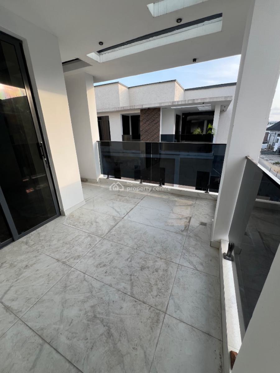 Super-luxury, Spacious 4-bedroom Smart Penthouse with 1-bedroom Bq., Lekki Phase 1, Lekki, Lagos, Flat / Apartment for Sale