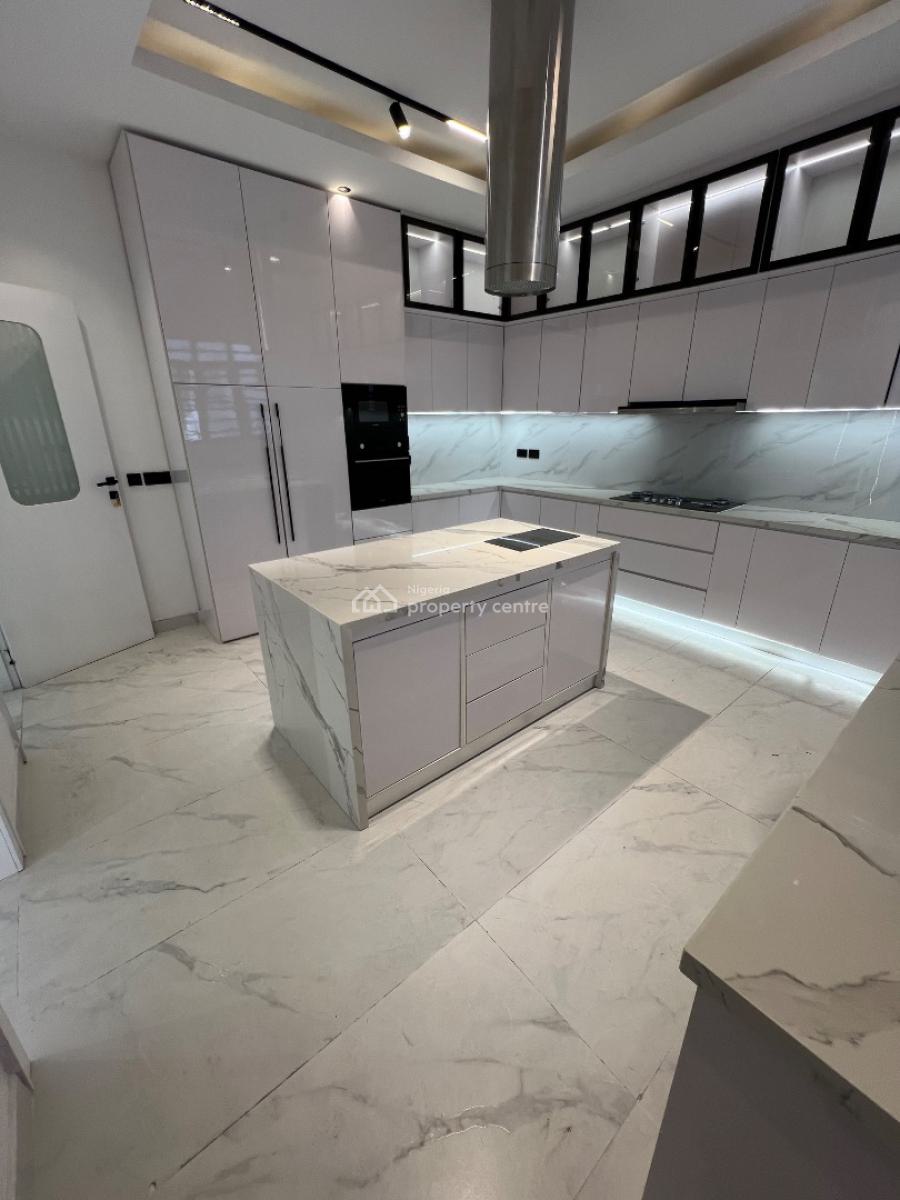 Super-luxury, Spacious 4-bedroom Smart Penthouse with 1-bedroom Bq., Lekki Phase 1, Lekki, Lagos, Flat / Apartment for Sale