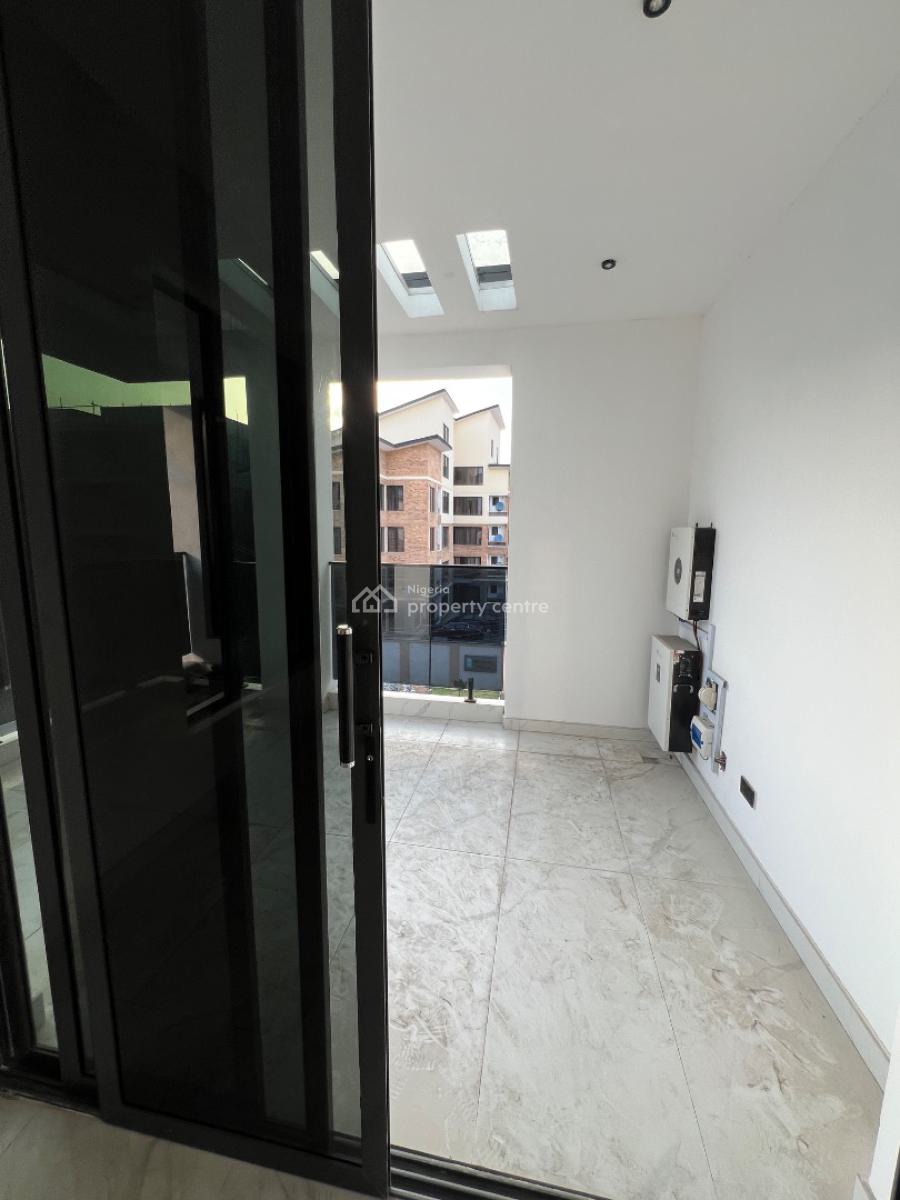 Super-luxury, Spacious 4-bedroom Smart Penthouse with 1-bedroom Bq., Lekki Phase 1, Lekki, Lagos, Flat / Apartment for Sale