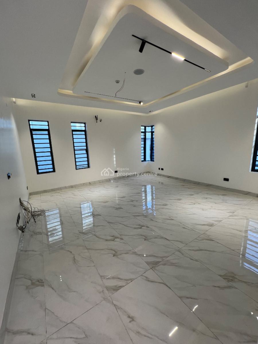 Super-luxury, Spacious 4-bedroom Smart Penthouse with 1-bedroom Bq., Lekki Phase 1, Lekki, Lagos, Flat / Apartment for Sale