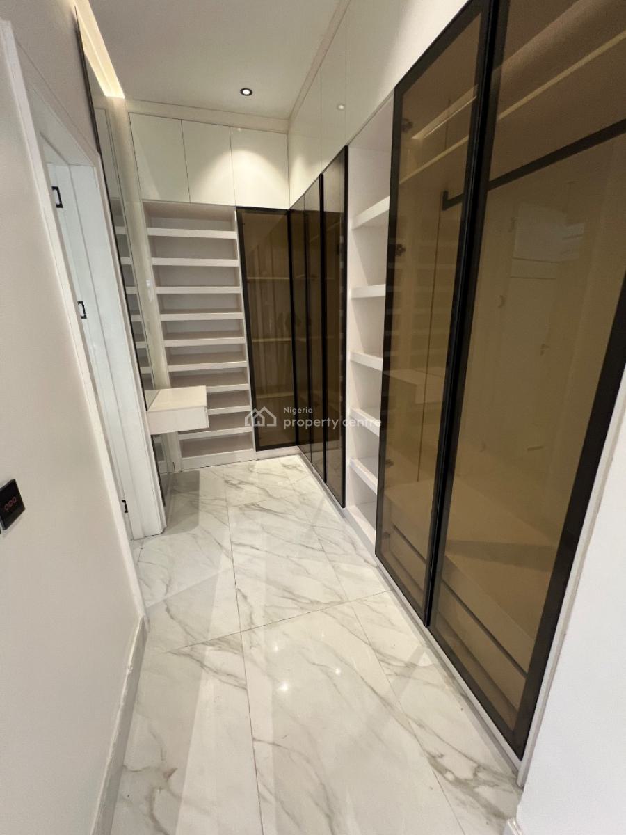 Super-luxury, Spacious 4-bedroom Smart Penthouse with 1-bedroom Bq., Lekki Phase 1, Lekki, Lagos, Flat / Apartment for Sale