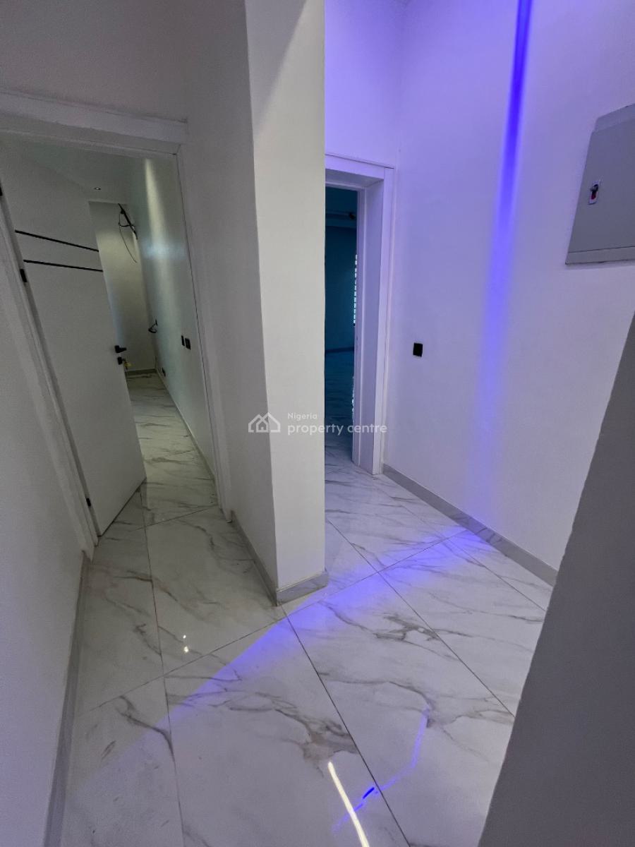 Super-luxury, Spacious 4-bedroom Smart Penthouse with 1-bedroom Bq., Lekki Phase 1, Lekki, Lagos, Flat / Apartment for Sale