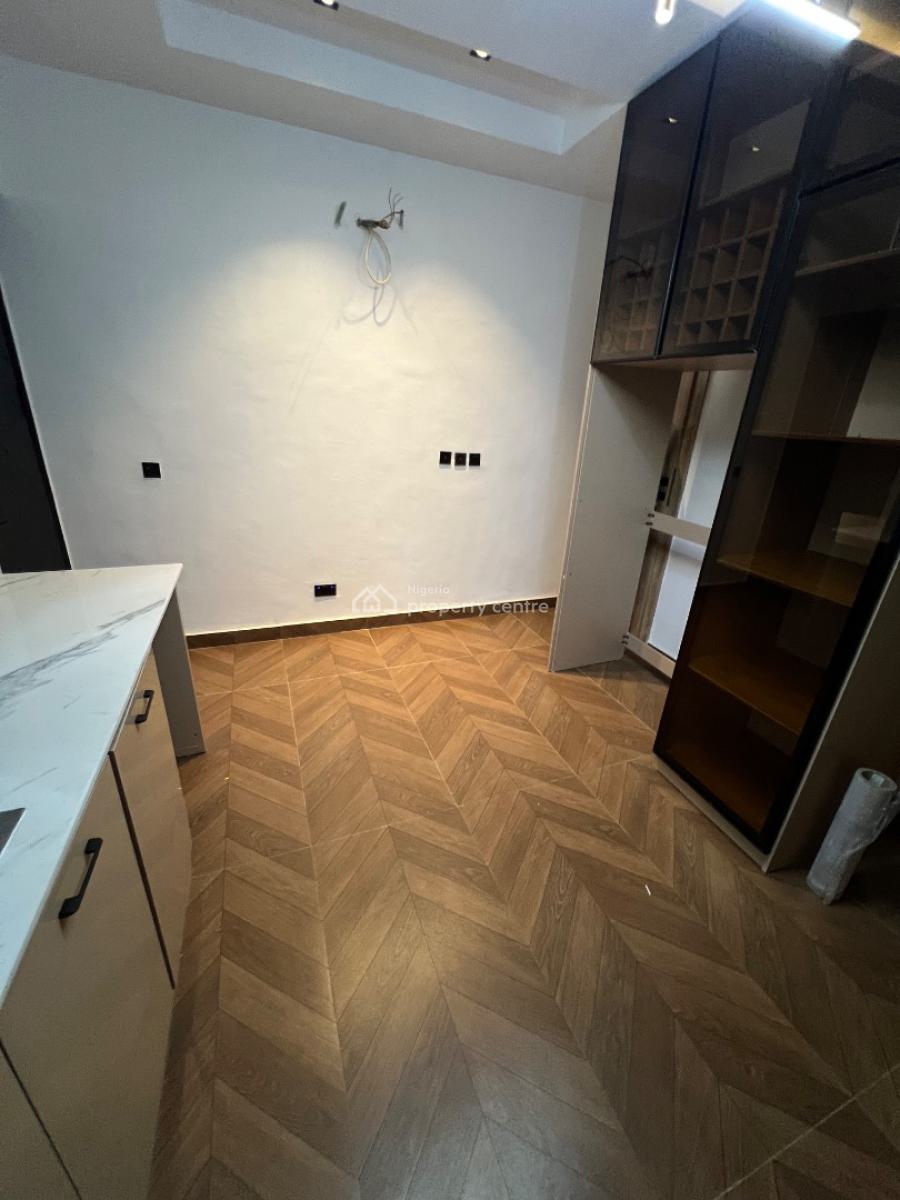 Super-luxury 4-bedroom Smart Terrace Duplex with 1-bedroom Bq., Lekki Phase 1, Lekki, Lagos, House for Sale