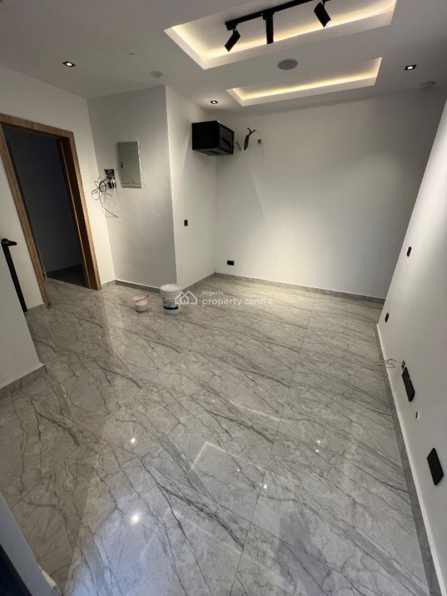 Super-luxury 4-bedroom Smart Terrace Duplex with 1-bedroom Bq., Lekki Phase 1, Lekki, Lagos, House for Sale