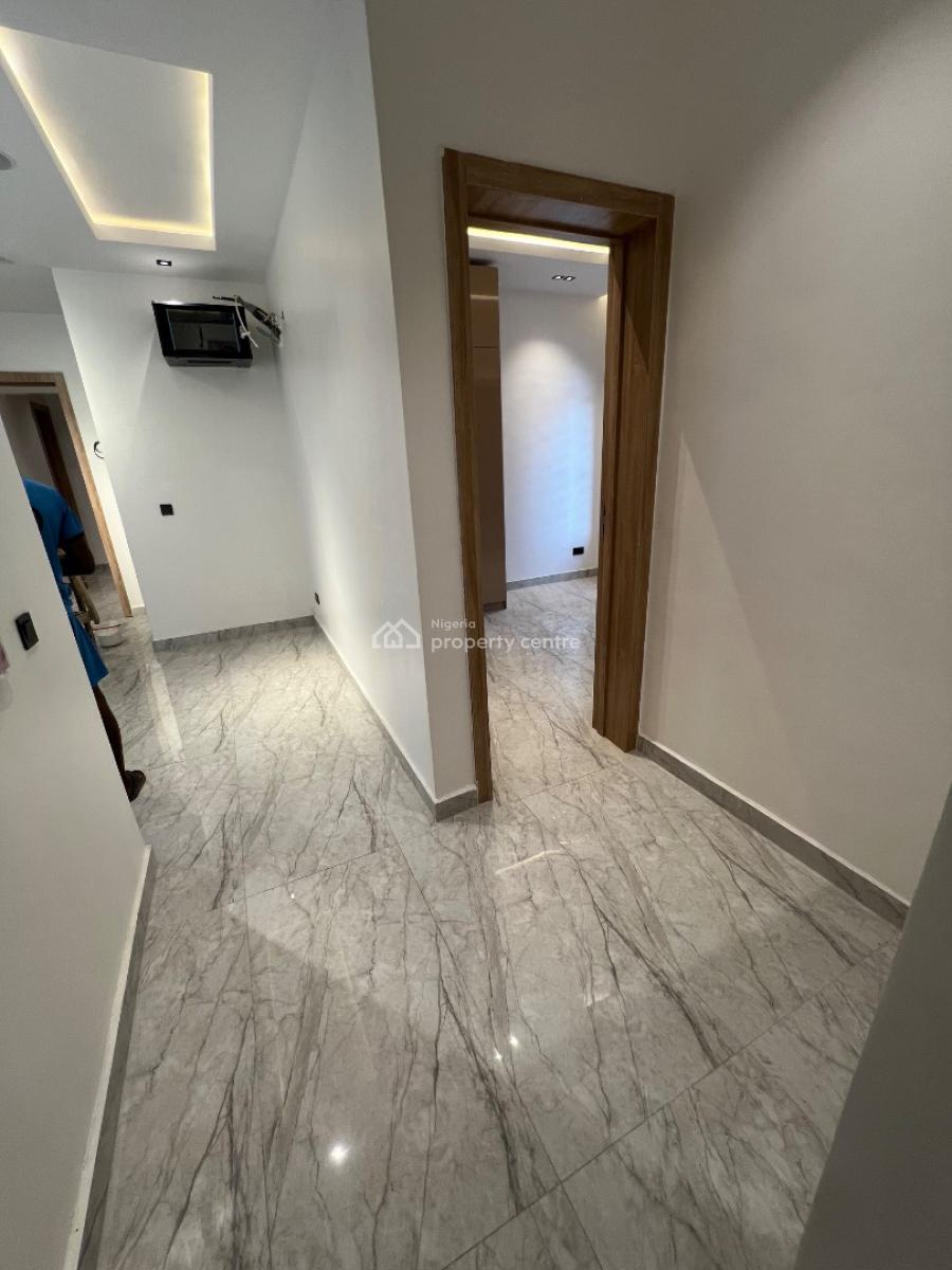 Super-luxury 4-bedroom Smart Terrace Duplex with 1-bedroom Bq., Lekki Phase 1, Lekki, Lagos, House for Sale