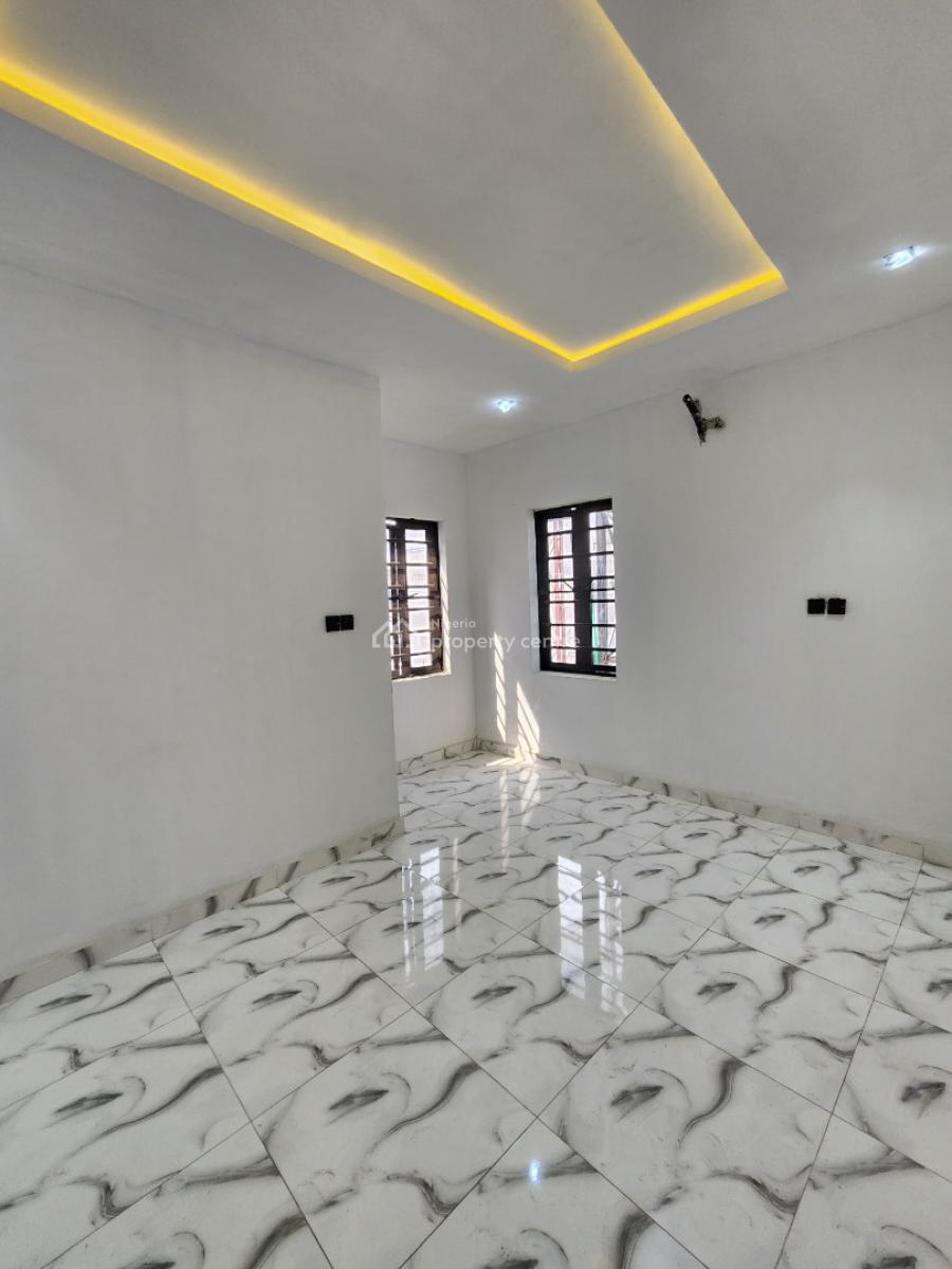 Beautiful 3 Bedroom Terrace Duplex with a Bq, Ikota, Lekki, Lagos, Terraced Duplex for Sale