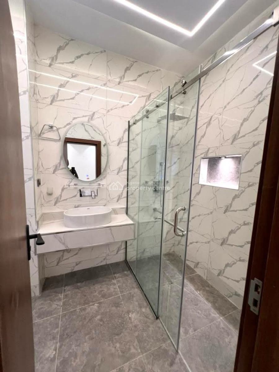 3 Bedroom Apartment with 2 Living Room and Bq, Wuye, Abuja, Flat / Apartment for Rent