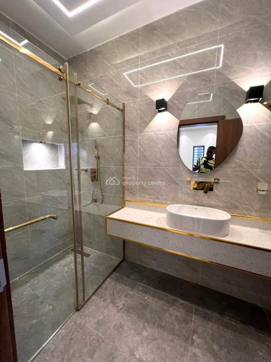 3 Bedroom Apartment with 2 Living Room and Bq, Wuye, Abuja, Flat / Apartment for Rent