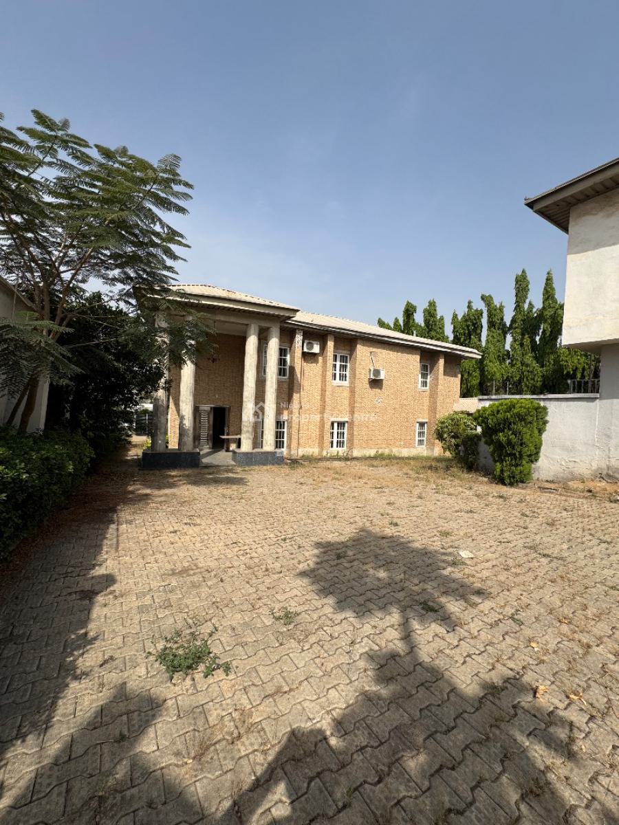 Spacious 6 Bedrooms Detached Duplex with 3 Rooms Bq, Maitama District, Abuja, Detached Duplex for Rent