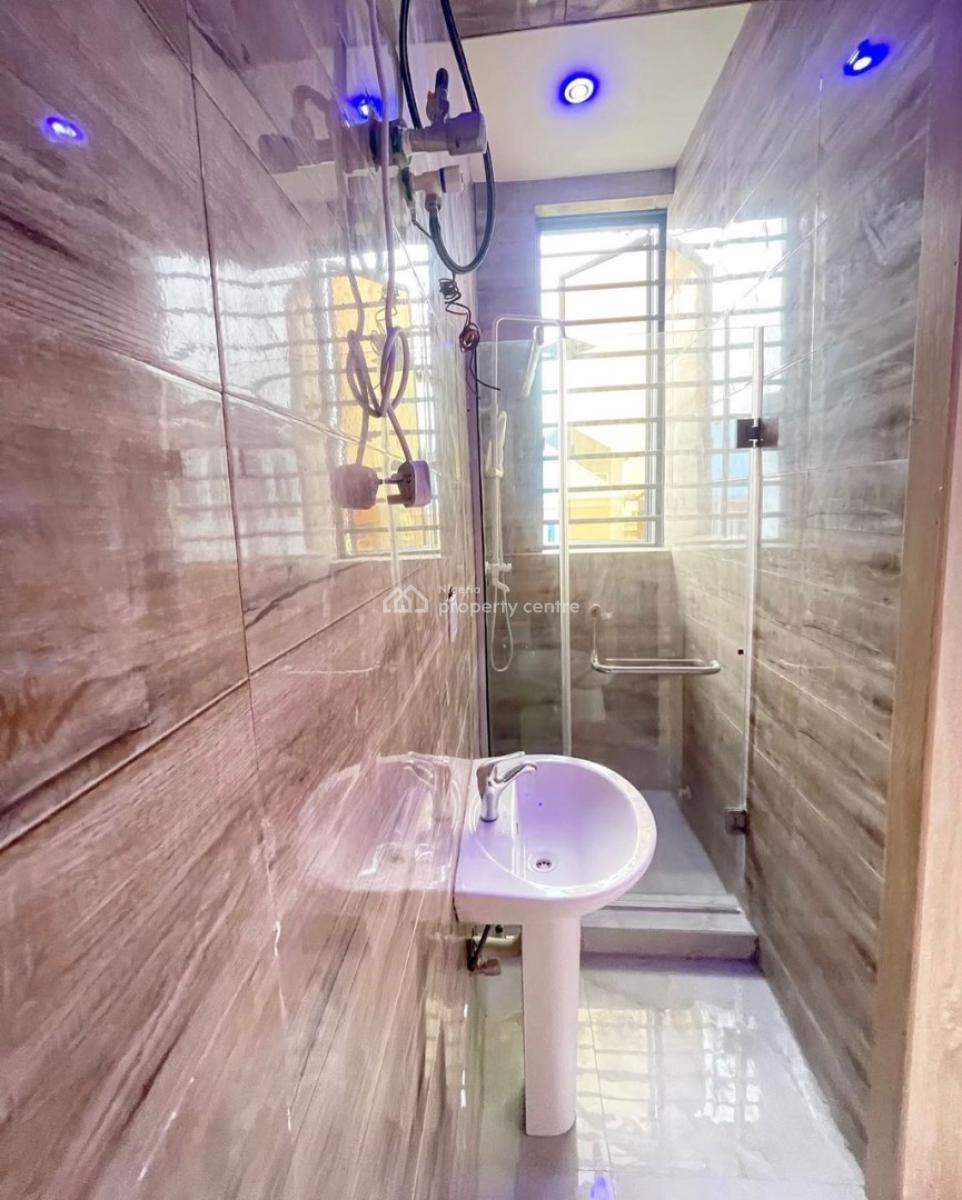 Stunning 2 Bedroom Apartment, Chevron Tollgate, Lekki, Lagos, Flat / Apartment for Sale