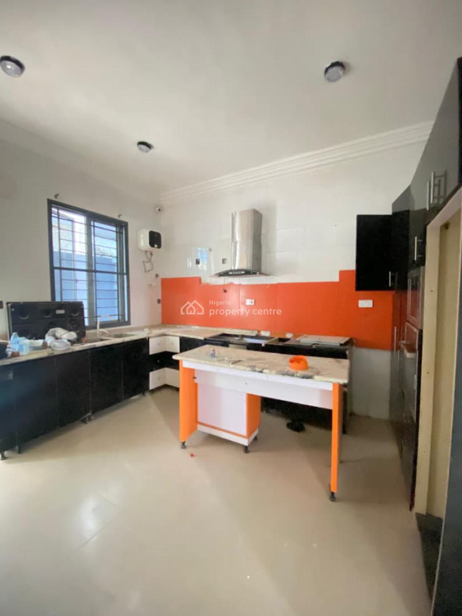 Luxury 5 Bedrooms Semi Detached Duplex, Lekki Phase 1, Lekki, Lagos, Semi-detached Duplex for Sale