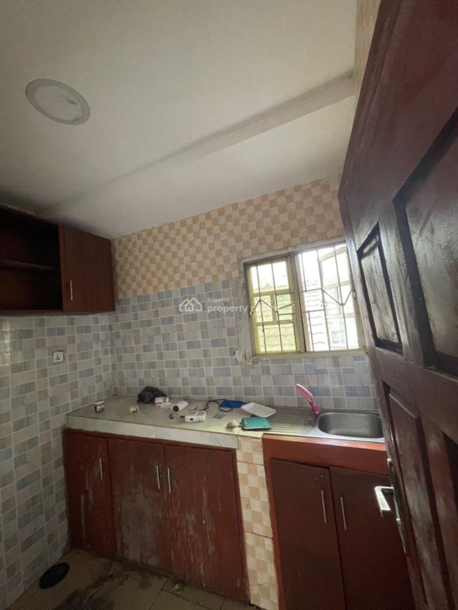 Excellent Spacious 2 Bedroom Apartment, Jejenwa Street, Alapere, Ketu, Lagos, Flat / Apartment for Rent