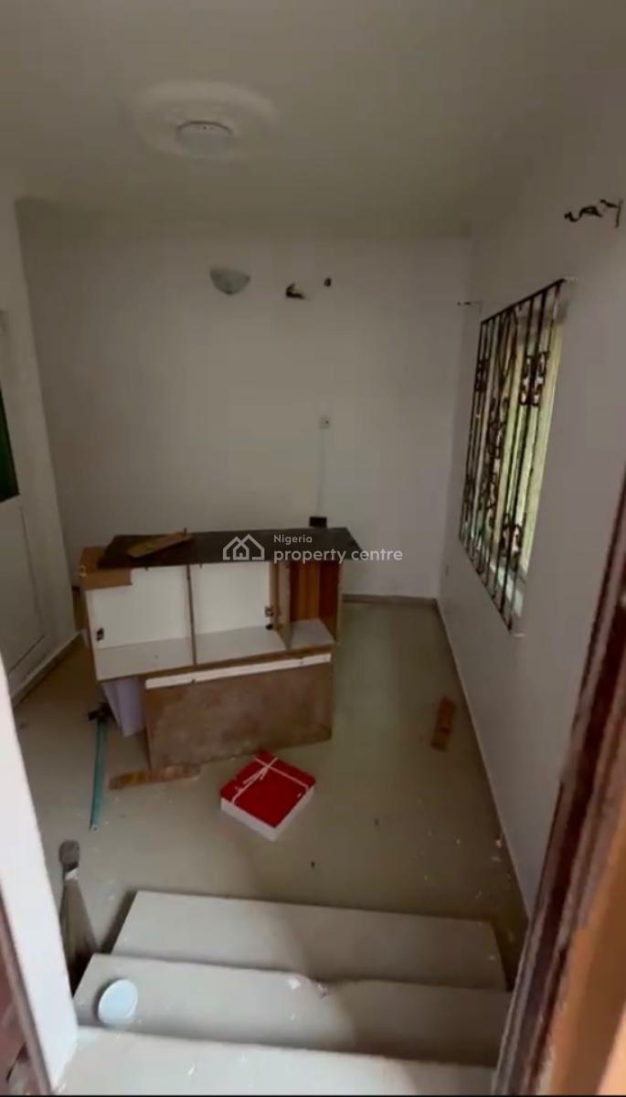 Bq with Kitchen Available, Orchid, Lekki Expressway, Lekki, Lagos, Flat / Apartment for Rent