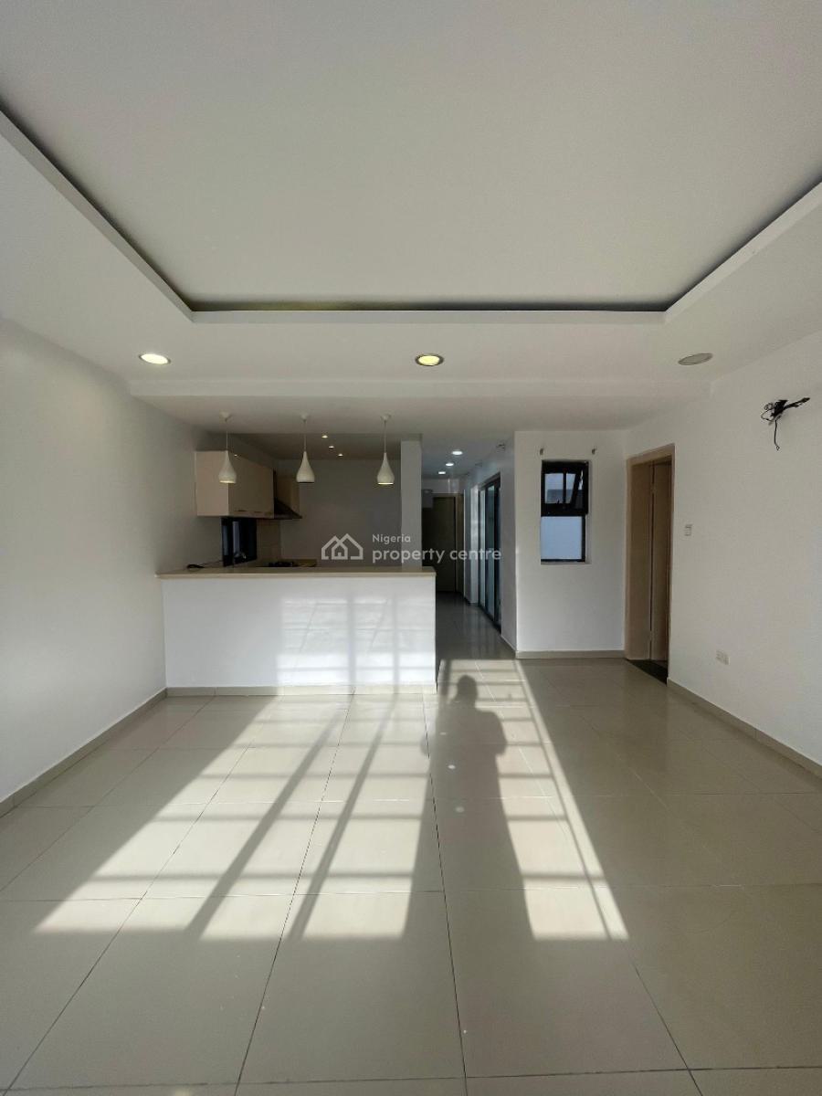 Lovely 2 Bedroom Apartment in a Secured Area, Osapa, Lekki, Lagos, Flat / Apartment for Sale