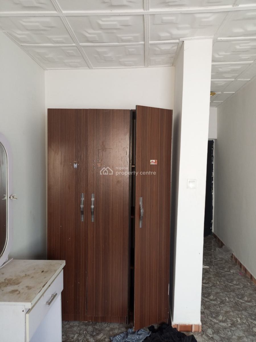 Luxurious Shared Apartment Upstairs, Ilaje Off Mobil Road, Ajah, Lagos, Self Contain (single Rooms) for Rent