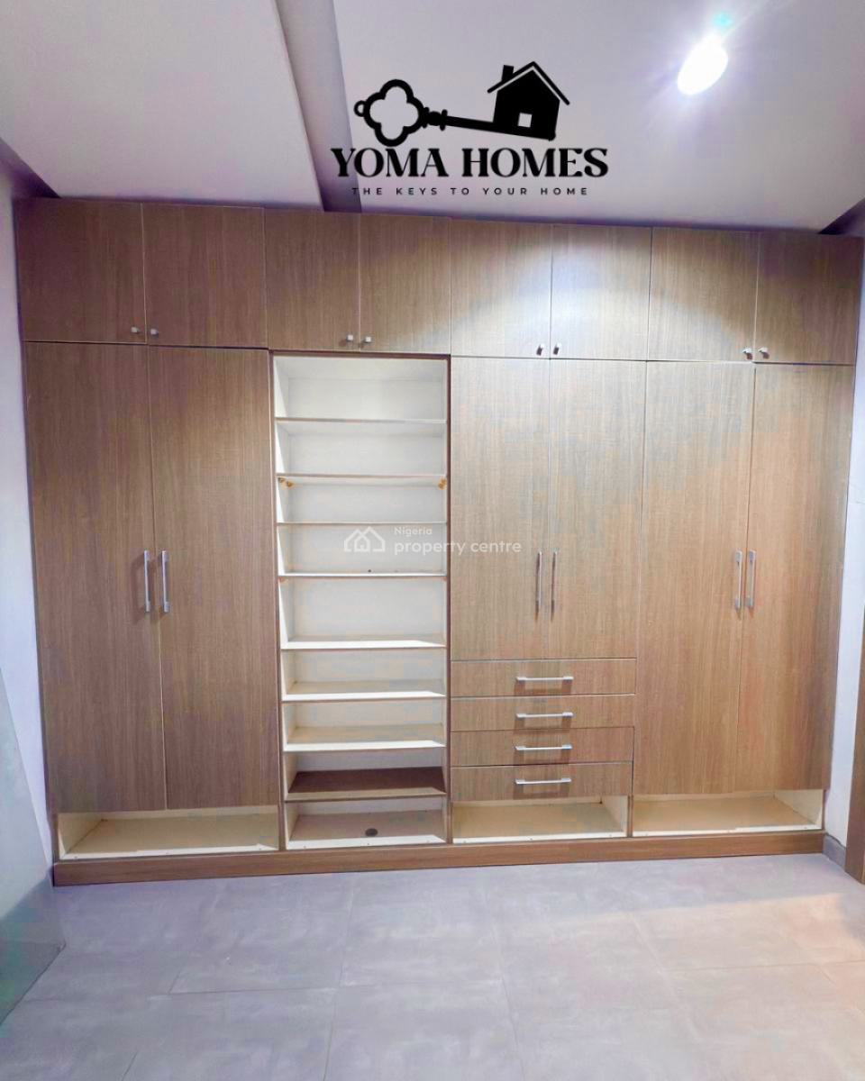 Elevated Luxury 3 Bedroom Apartment, Guzape District, Abuja, House for Sale