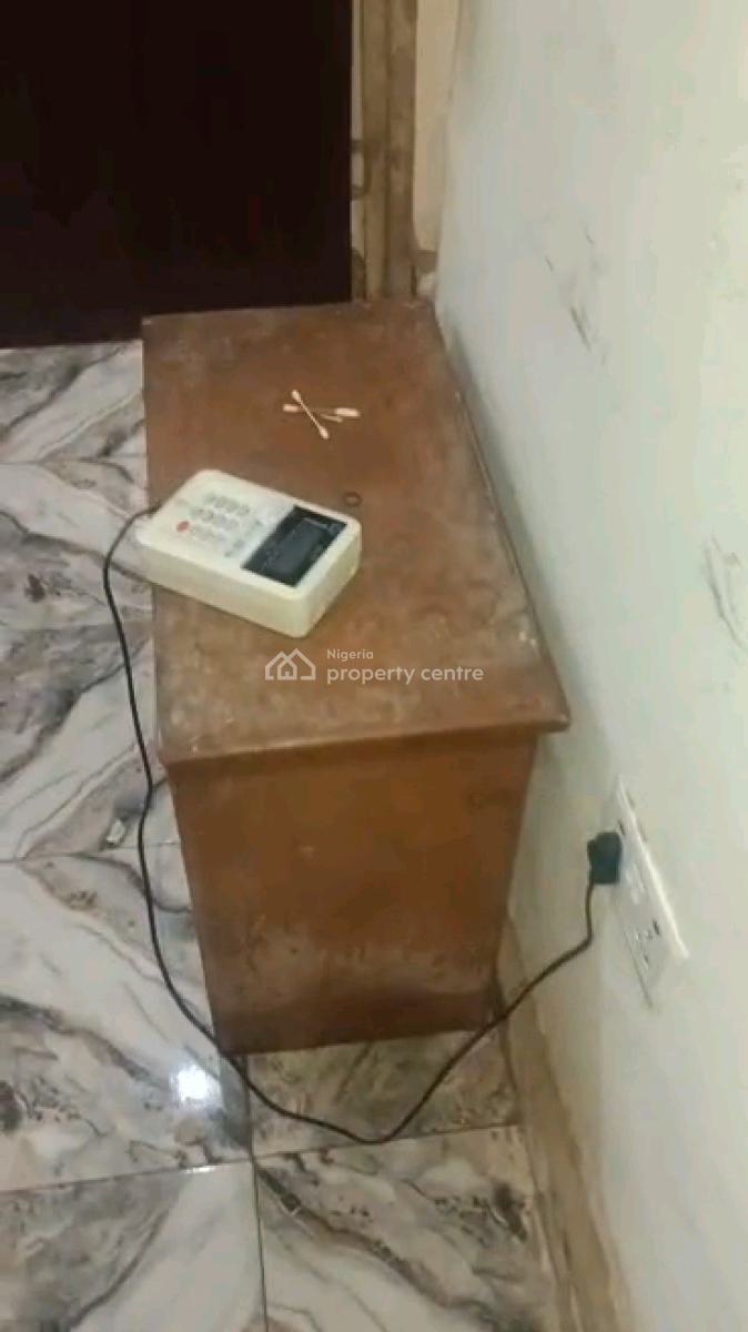 Standard and Executive Miniflat, Adekunle, Yaba, Lagos, Mini Flat (room and Parlour) for Rent