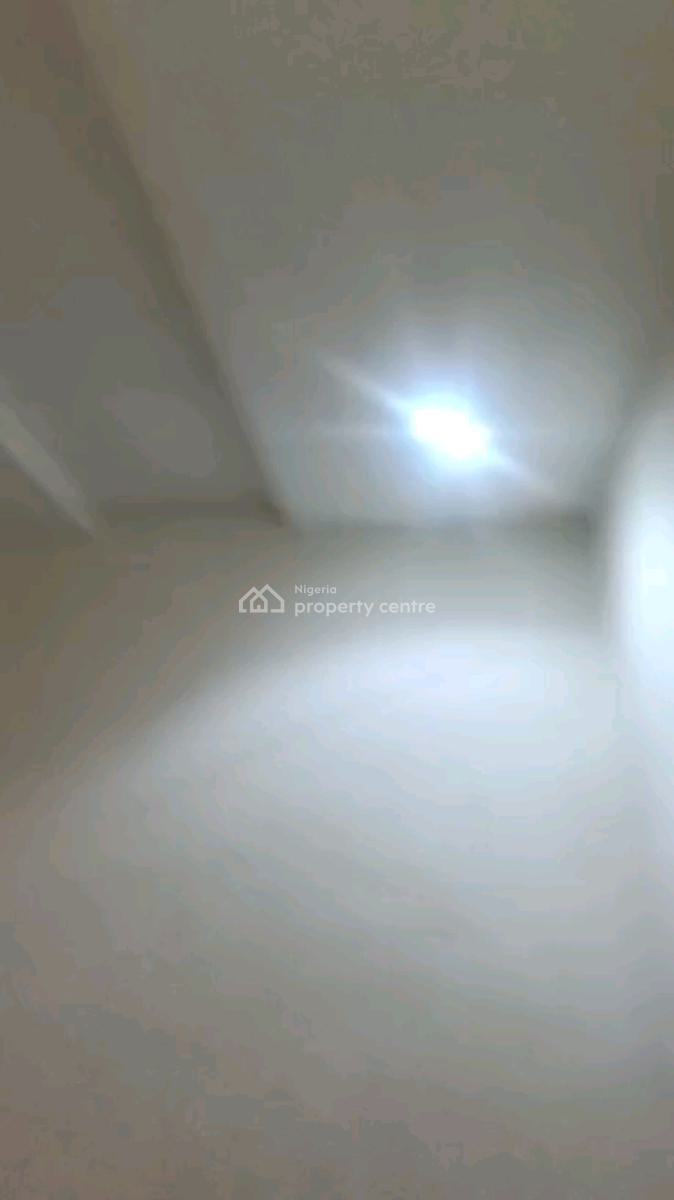 Standard and Executive Miniflat, Adekunle, Yaba, Lagos, Mini Flat (room and Parlour) for Rent