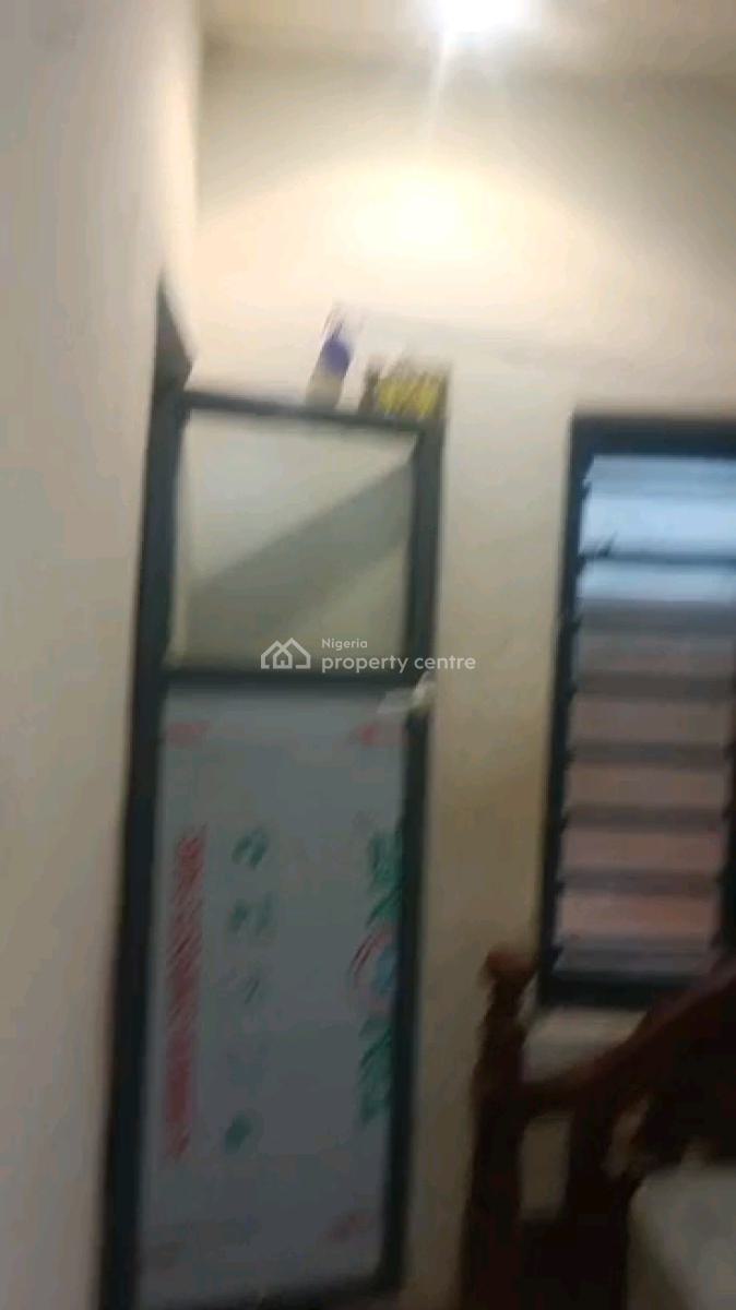 Standard and Executive Miniflat, Adekunle, Yaba, Lagos, Mini Flat (room and Parlour) for Rent