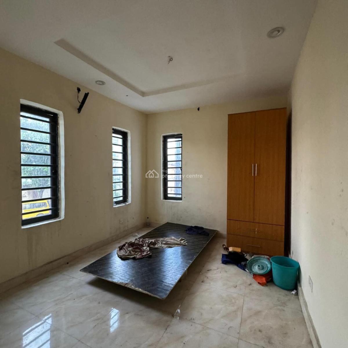 Newly Built of 3 Bedroom Apartment, Yaba, Lagos, Flat / Apartment for Sale