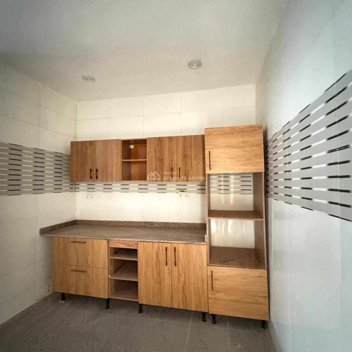 Newly Built of 3 Bedroom Apartment, Yaba, Lagos, Flat / Apartment for Sale