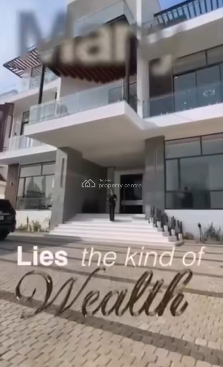 8 Bedrooms (all En-suite) ‎ ‎2-bq‎ ‎central Solar Power, Asokoro District, Abuja, Detached Duplex for Sale