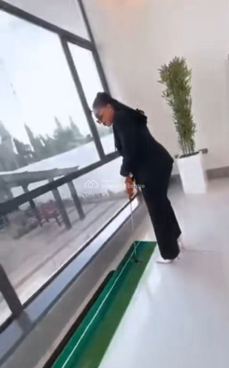 8 Bedrooms (all En-suite) ‎ ‎2-bq‎ ‎central Solar Power, Asokoro District, Abuja, Detached Duplex for Sale