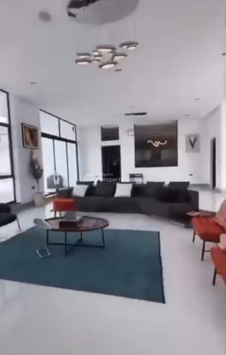 8 Bedrooms (all En-suite) ‎ ‎2-bq‎ ‎central Solar Power, Asokoro District, Abuja, Detached Duplex for Sale