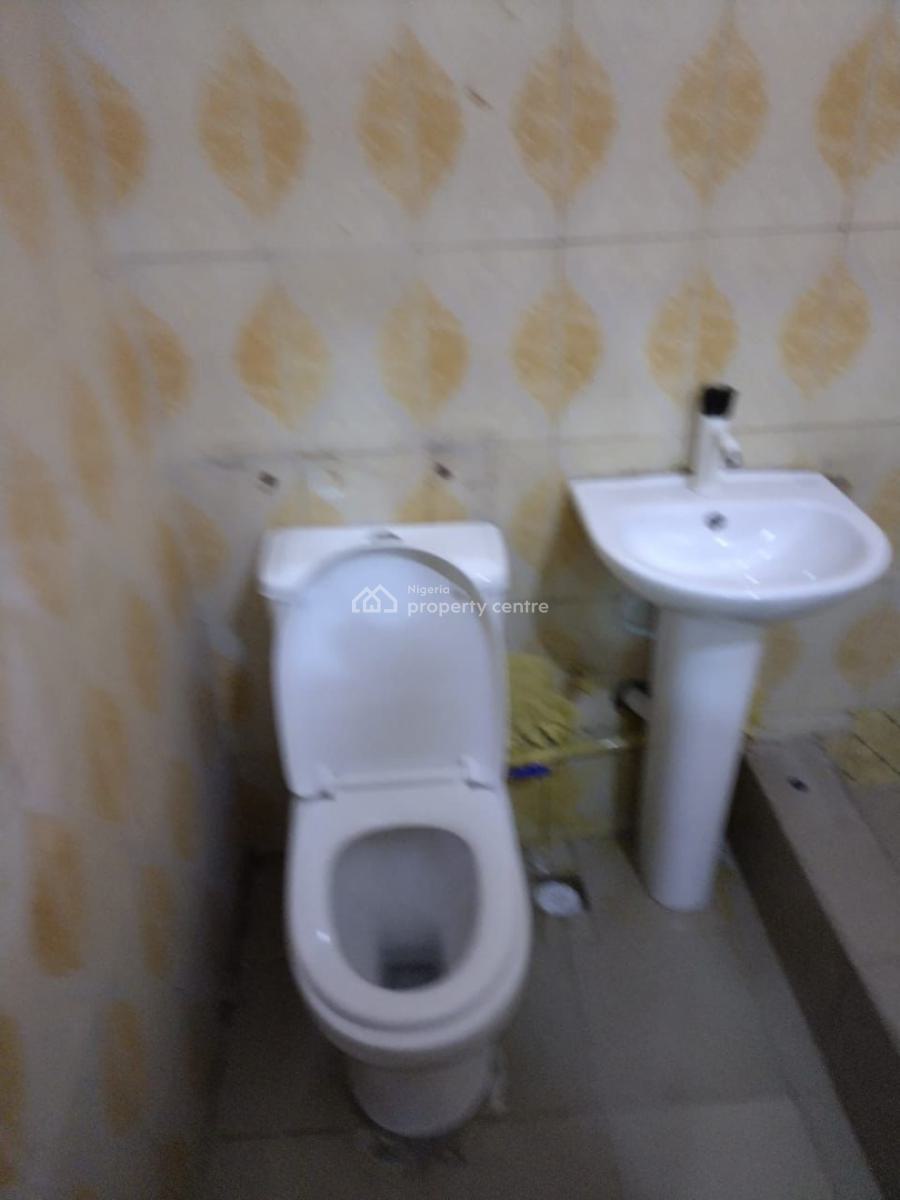 Luxury and Executive 3 Bedroom All Ensuite, Off Ojuelegba By Western Avenue, Surulere, Lagos, Flat / Apartment for Rent