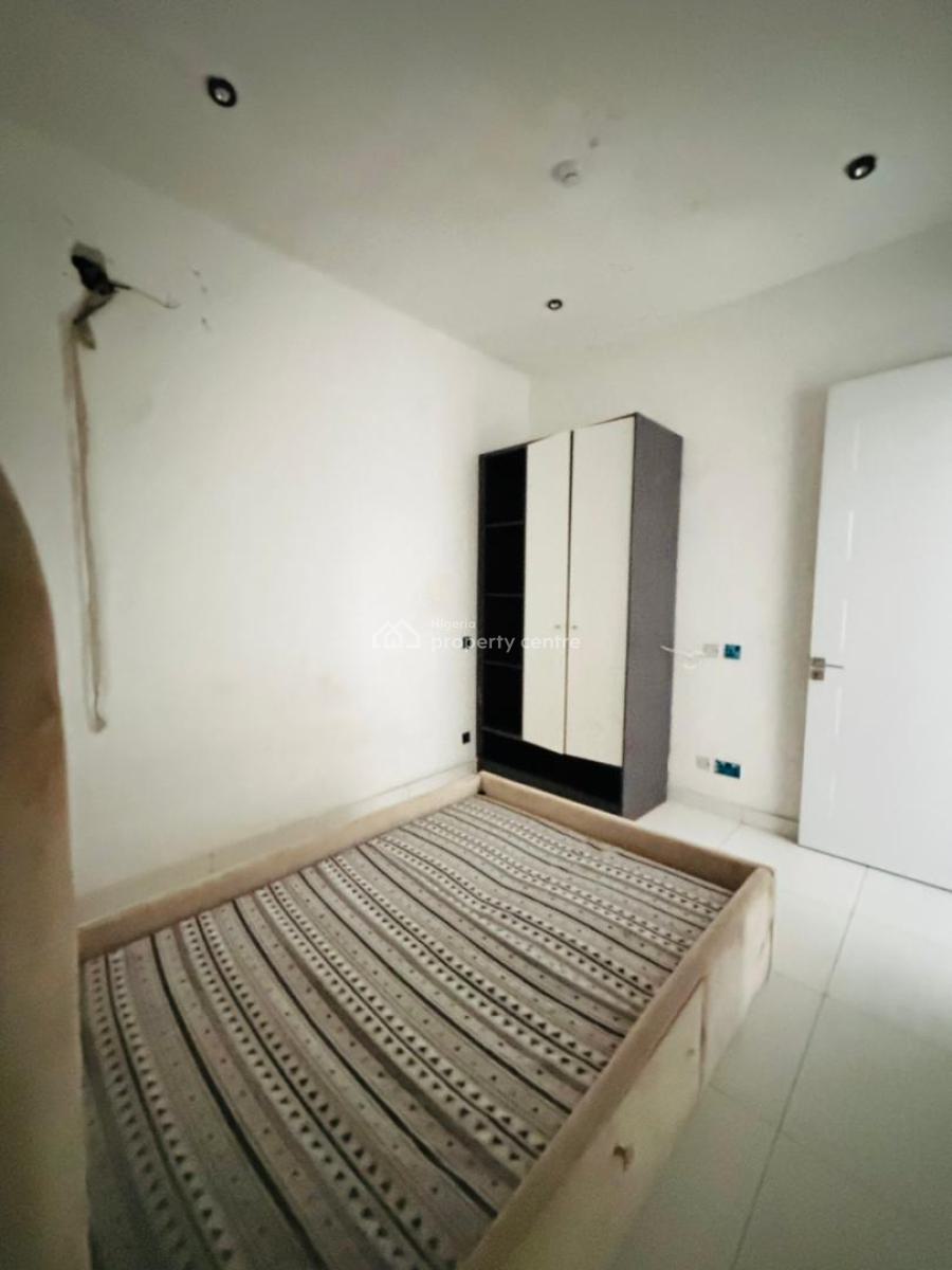 Spaciously Built 4 Bedroom Terrace Duplex with Bq, Lekki Phase 1, Lekki, Lagos, Terraced Duplex for Rent