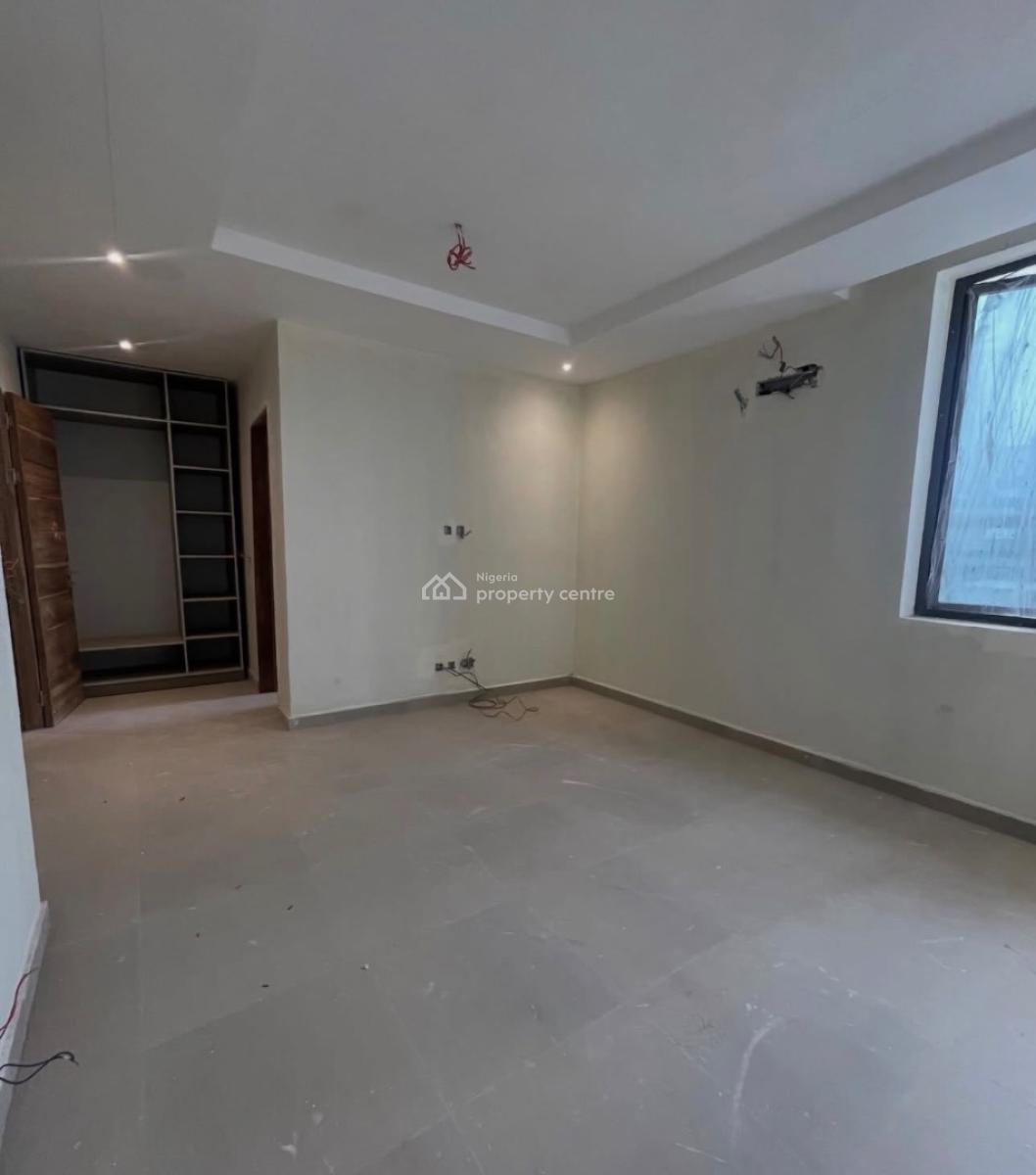 Fully Serviced Three Bedroom Apartment with Bq, Pool and Elevator, Lekki Phase 1, Lekki, Lagos, Flat / Apartment for Rent