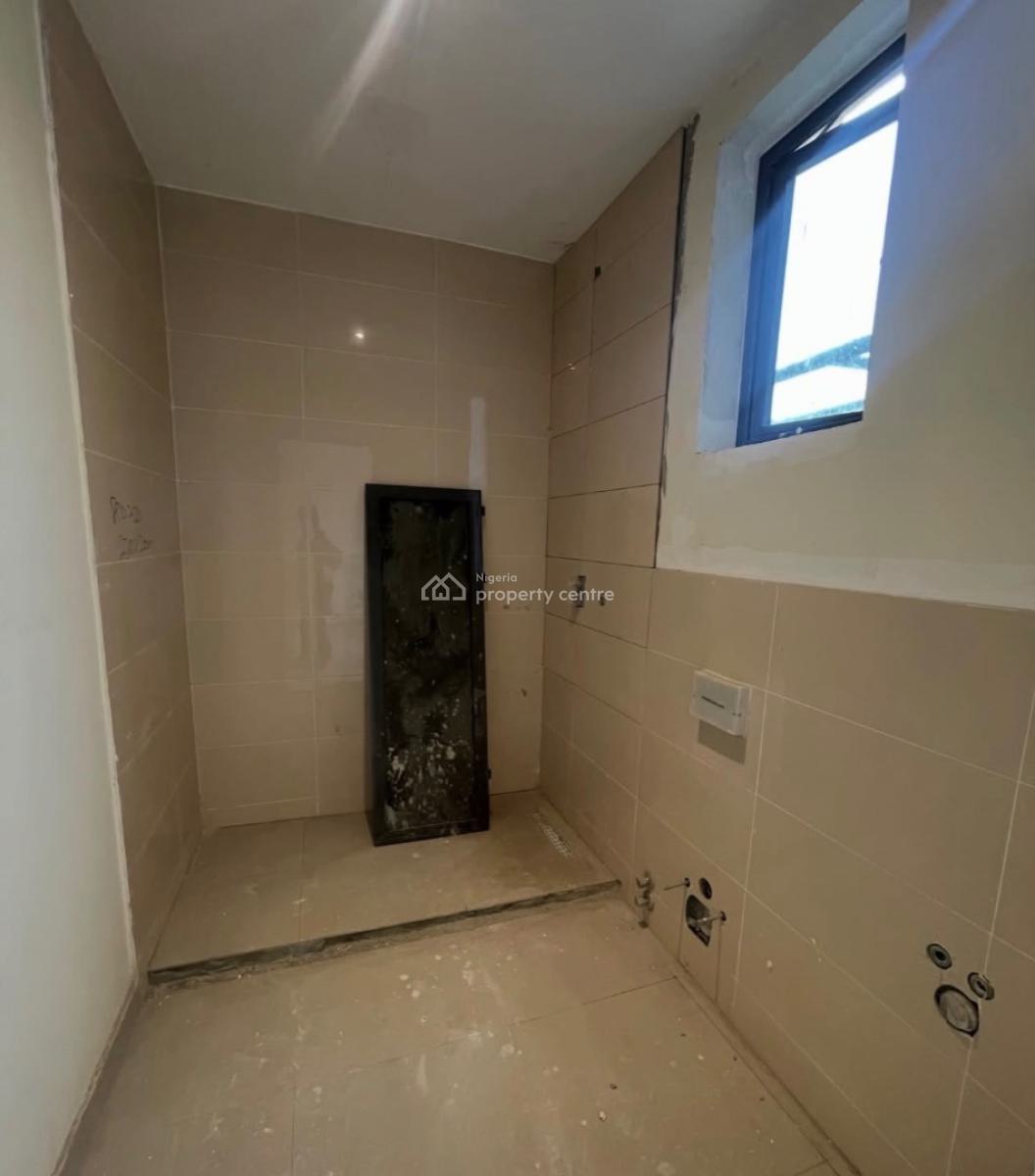 Fully Serviced Three Bedroom Apartment with Bq, Pool and Elevator, Lekki Phase 1, Lekki, Lagos, Flat / Apartment for Rent