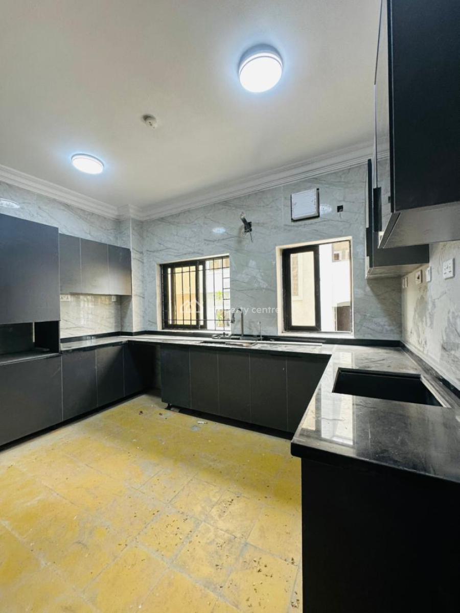 Elegantly 3 Bedroom Apartment with Bq Swimming Pool ,gym&elevator, Lekki Phase 1, Lekki, Lagos, Flat / Apartment for Rent