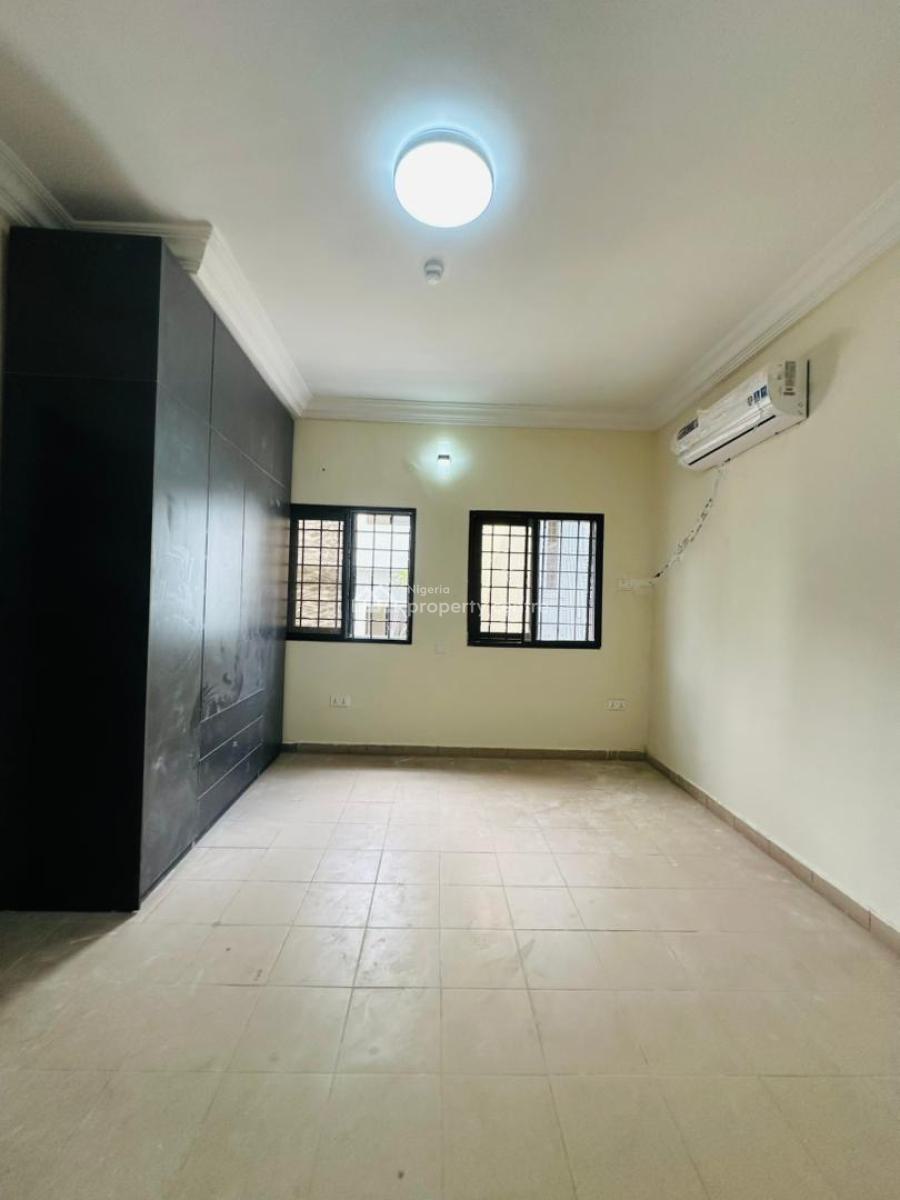 Elegantly 3 Bedroom Apartment with Bq Swimming Pool ,gym&elevator, Lekki Phase 1, Lekki, Lagos, Flat / Apartment for Rent