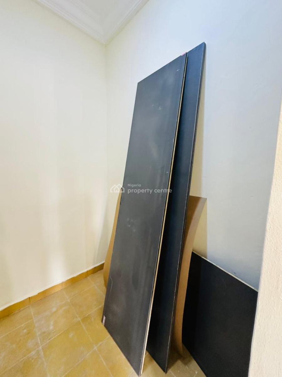 Elegantly 3 Bedroom Apartment with Bq Swimming Pool ,gym&elevator, Lekki Phase 1, Lekki, Lagos, Flat / Apartment for Rent