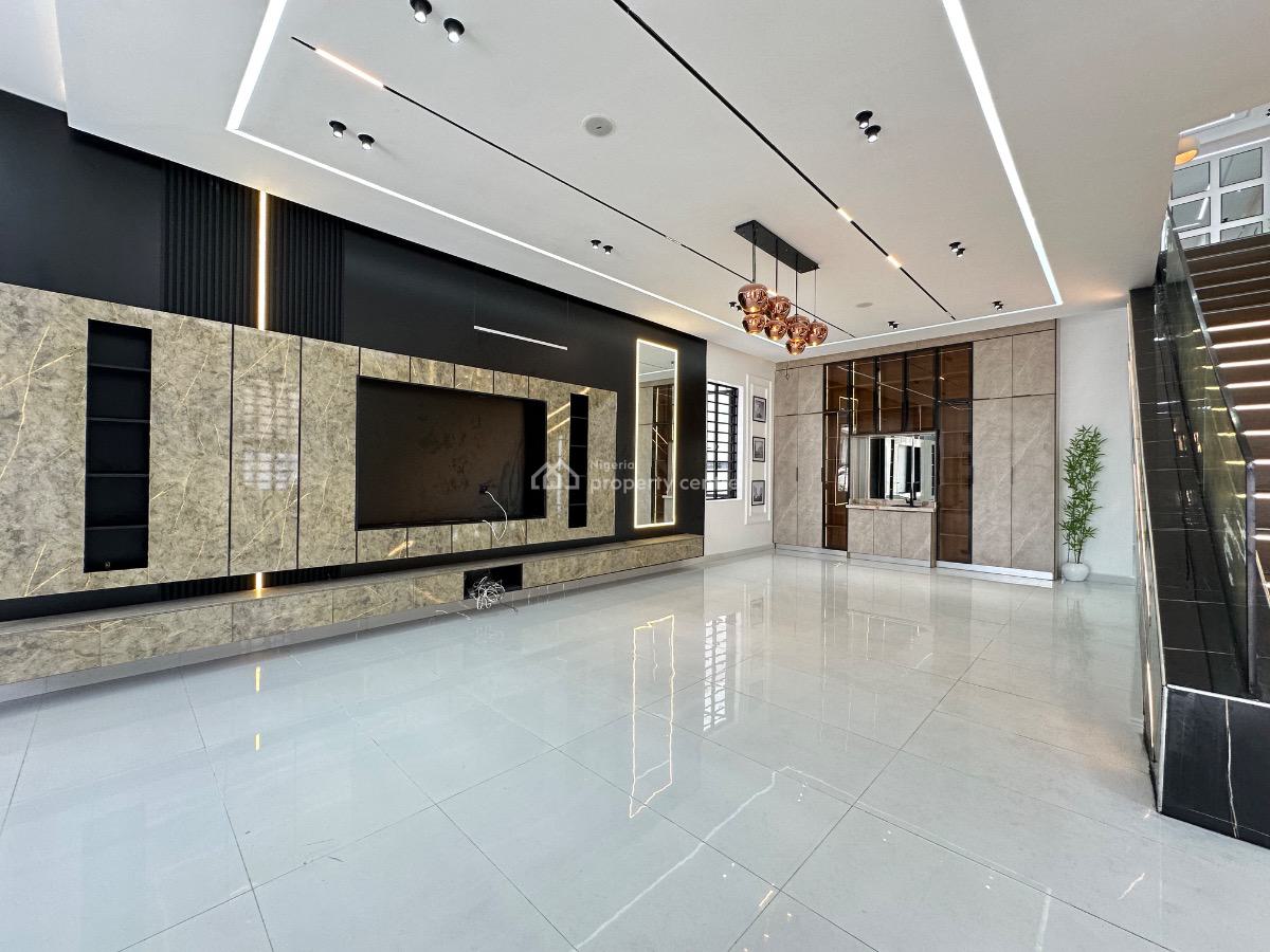 Stunning & Classic 5 Bedroom Detached Duplex with Pool, Gym & Bq, Ikota, Lekki, Lagos, Detached Duplex for Sale