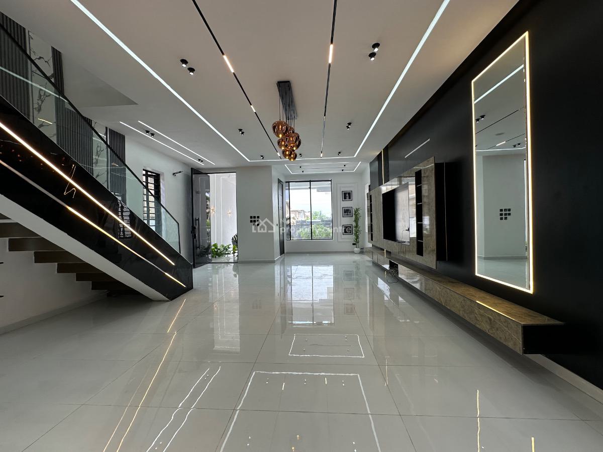 Stunning & Classic 5 Bedroom Detached Duplex with Pool, Gym & Bq, Ikota, Lekki, Lagos, Detached Duplex for Sale