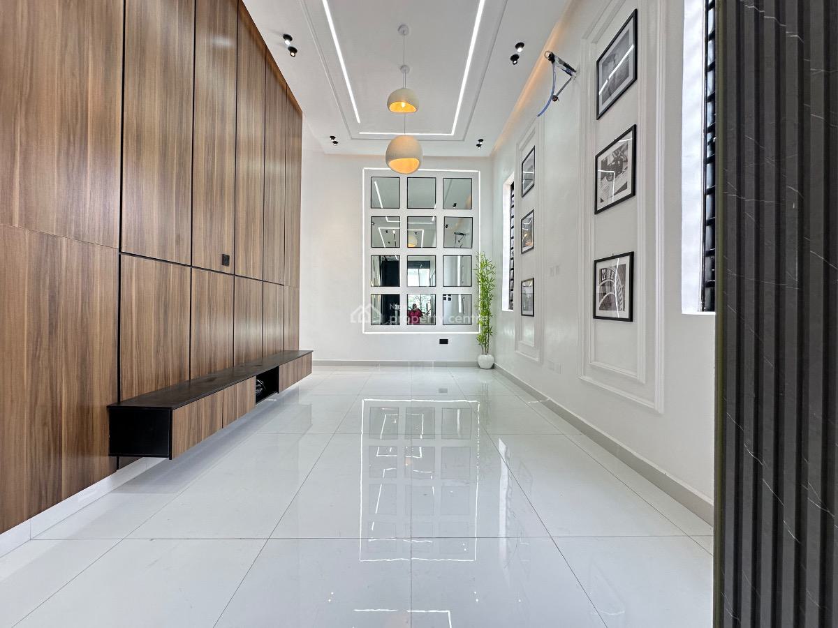 Stunning & Classic 5 Bedroom Detached Duplex with Pool, Gym & Bq, Ikota, Lekki, Lagos, Detached Duplex for Sale