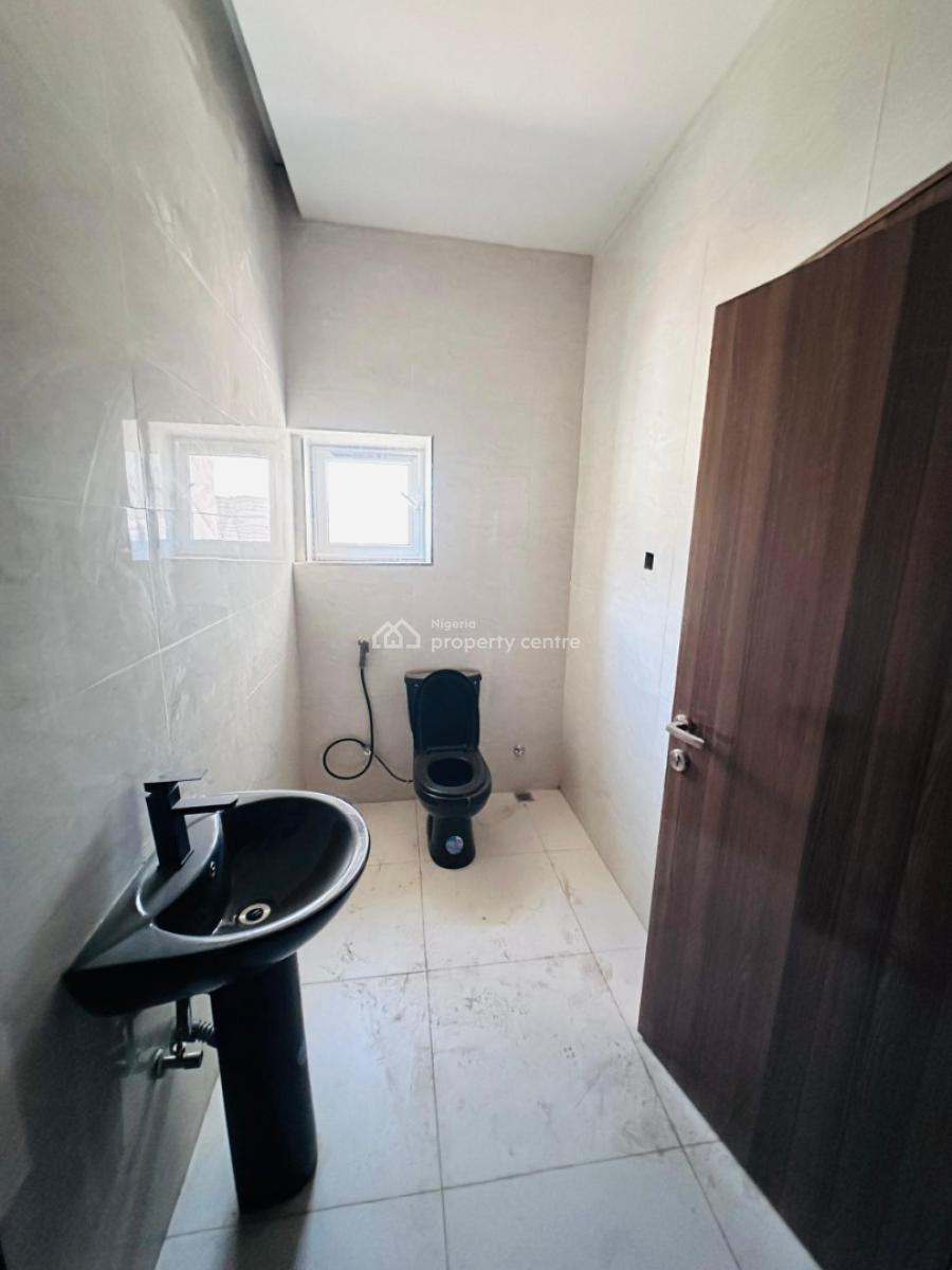 Well Finished 3 Bedrooms Flat, Life Camp, Abuja, Flat / Apartment for Sale