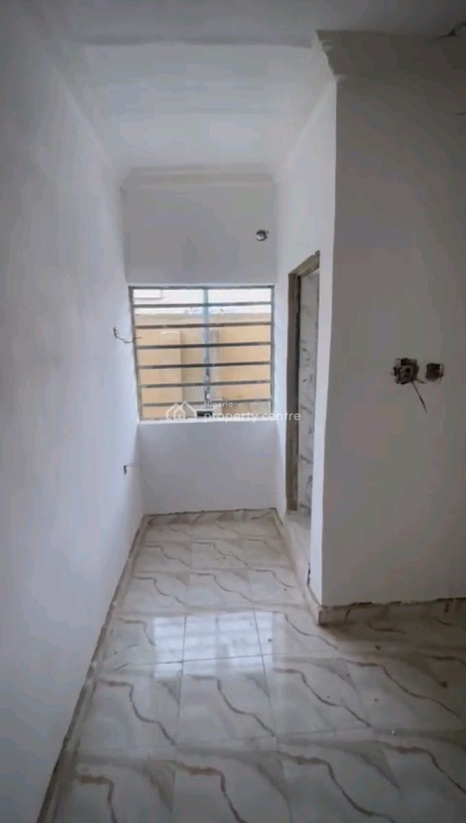 a Newly Built and Massive 2 Bedroom Apartment, Apata Street, Shomolu, Lagos, Flat / Apartment for Rent