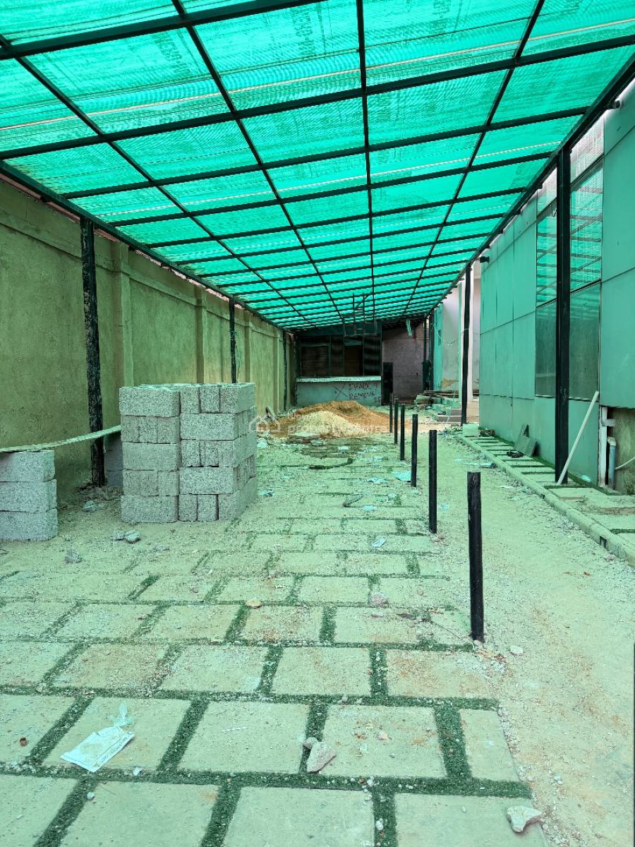 Restaurant/bar Space, Gwarinpa, Abuja, Restaurant / Bar for Rent