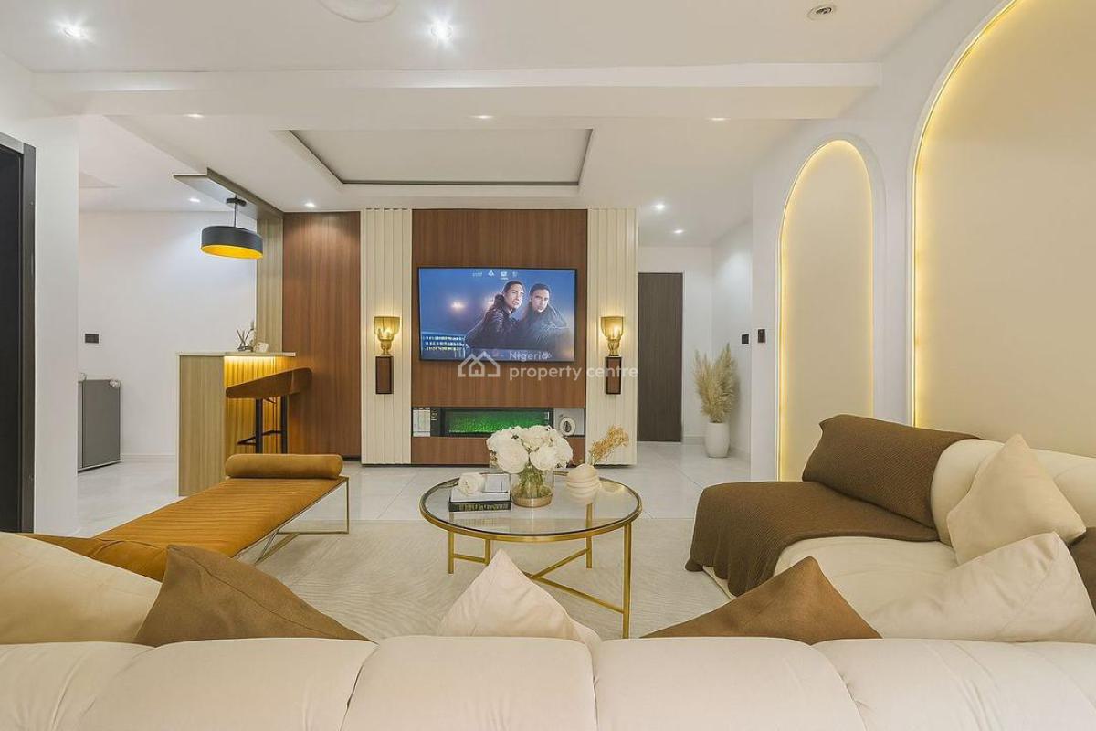 Luxurious 1 Bedroom Apartment, Lekki Phase 1, Lekki, Lagos, Flat / Apartment Short Let