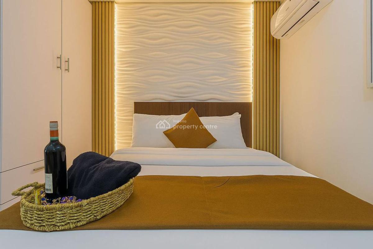 Luxurious 1 Bedroom Apartment, Lekki Phase 1, Lekki, Lagos, Flat / Apartment Short Let