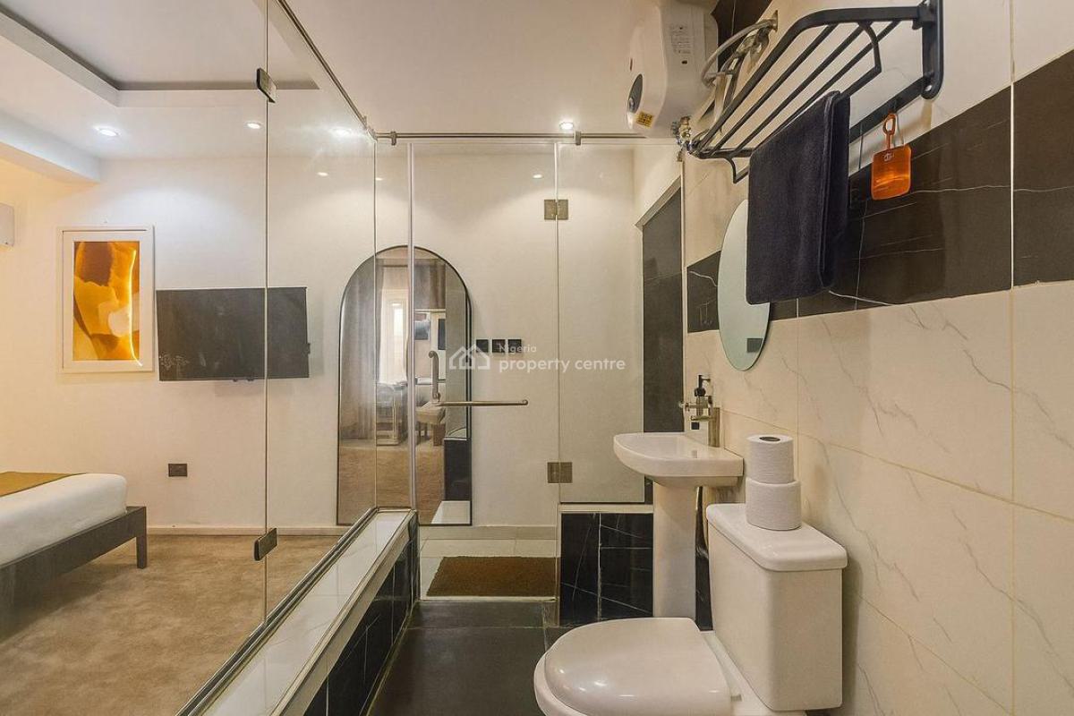 Luxurious 1 Bedroom Apartment, Lekki Phase 1, Lekki, Lagos, Flat / Apartment Short Let